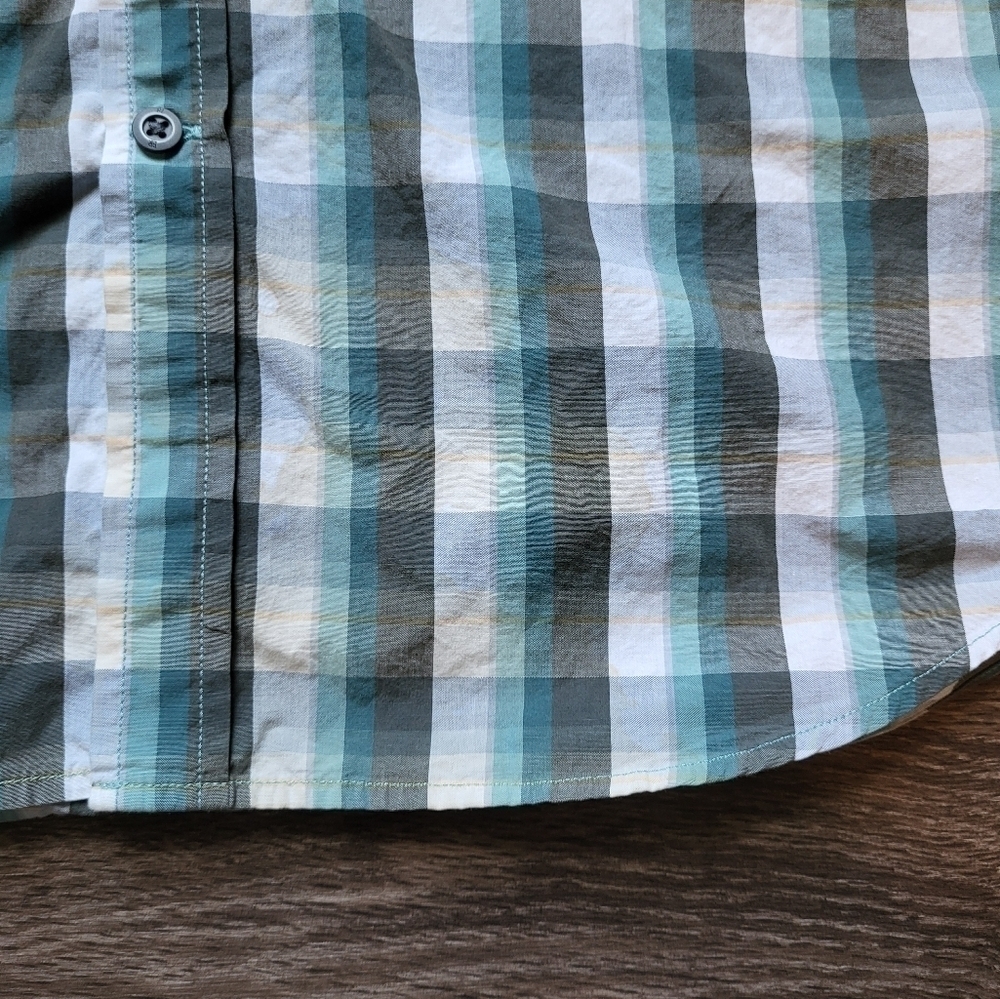 Banana Republic Long Sleeve Button Down Shirt Men's Size Medium - Picture 7 of 8